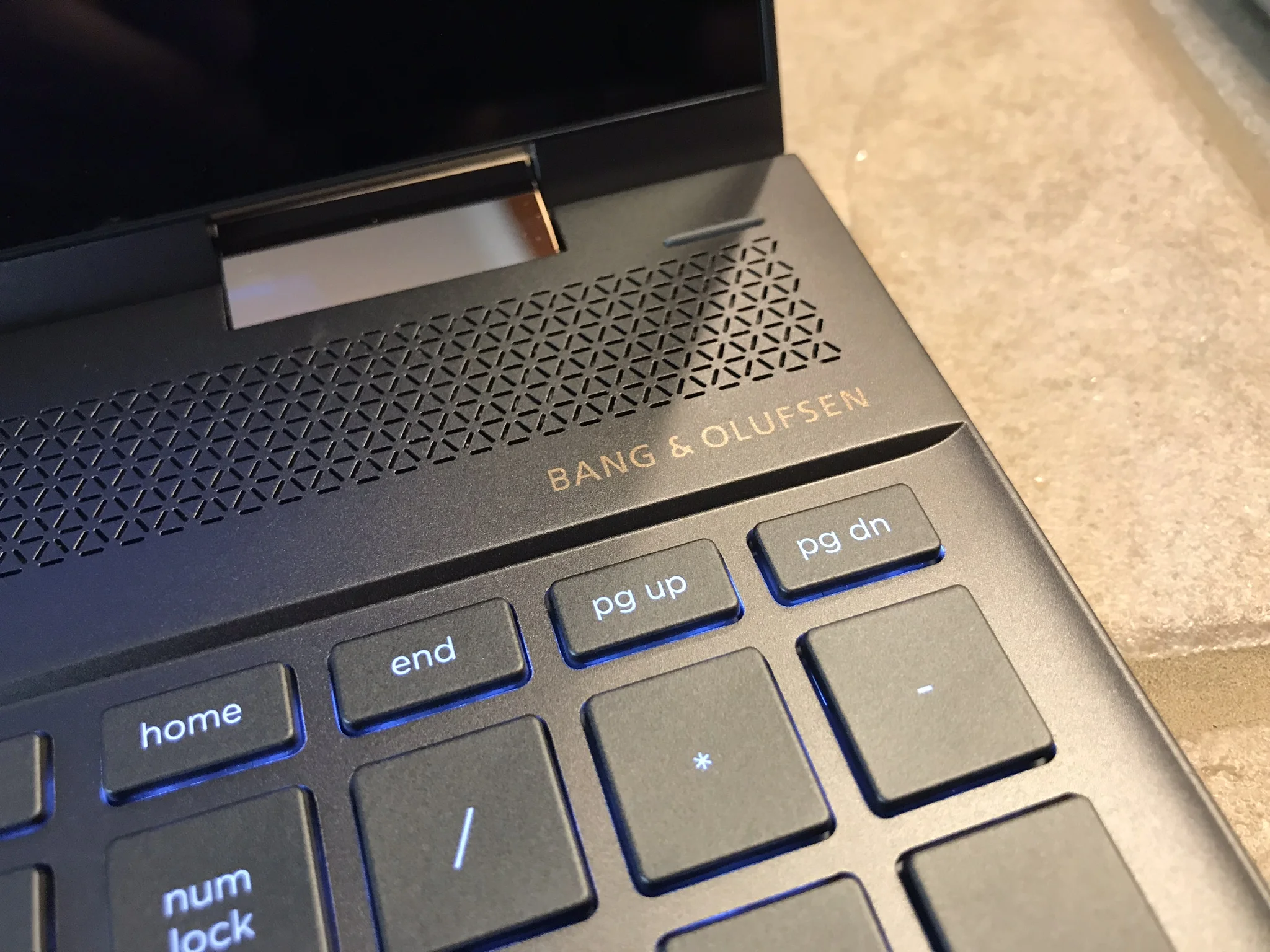 HP Spectre x360 15.6